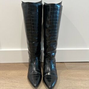 Elegant Black Croc-Embossed Heeled Boots